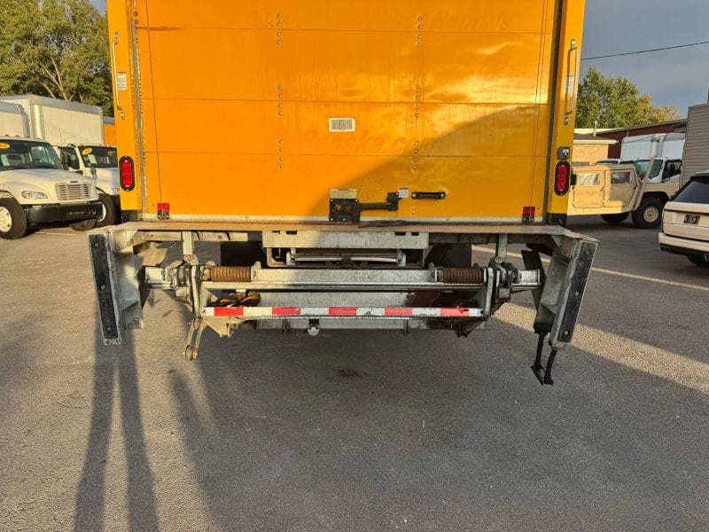 2020 International MV607 image 10