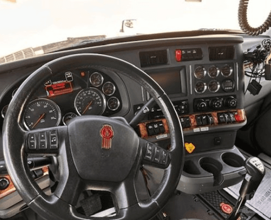 2020 Kenworth T880 image 7
