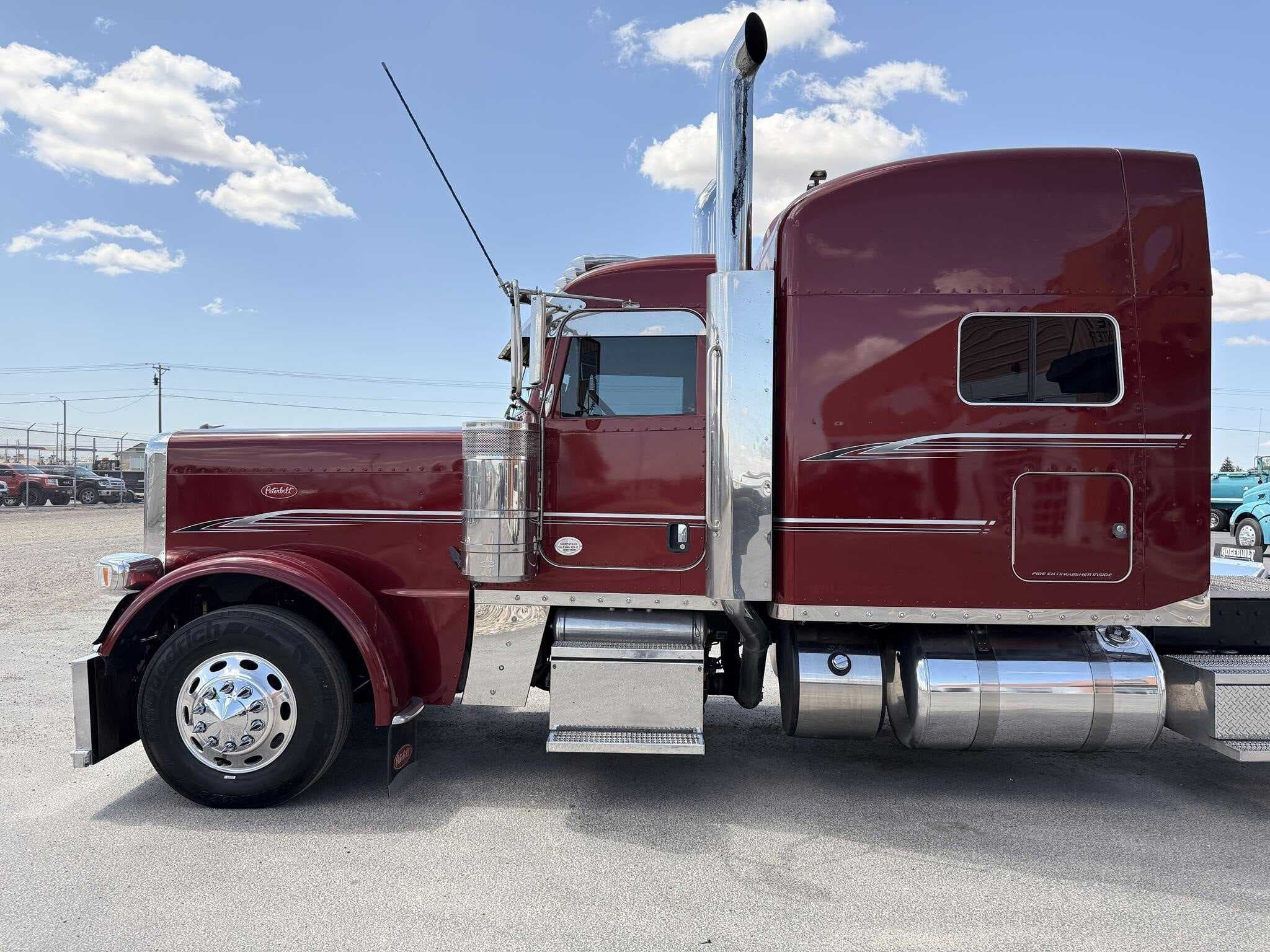 Used 2020 PETERBILT 389 Conventional - Sleeper Truck in Heyburn, ID image 45