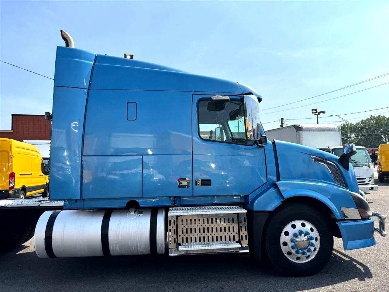 2012 Volvo VNL image 40