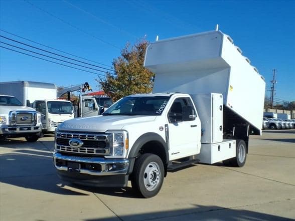 2026 Ford F550 SD XL image 2