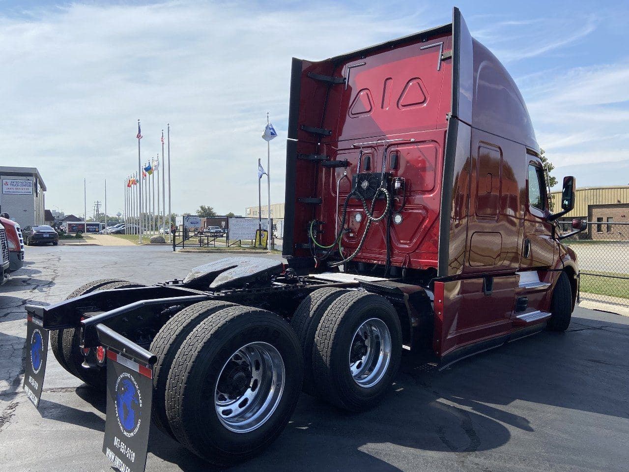 2020 FREIGHTLINER Cascadia CA126 Tandem Axle Sleeper image 5