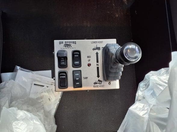 2026 Kenworth T880 image 23