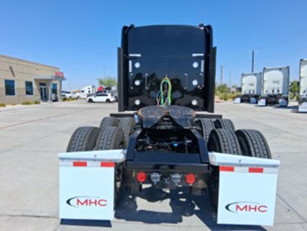 New 2027 KENWORTH W900L image 10