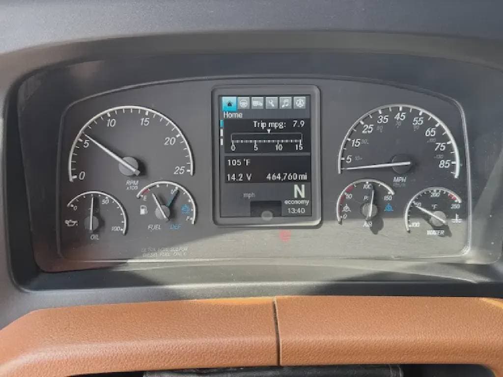 Used 2020 FREIGHTLINER Conventional - Sleeper Truck image 8