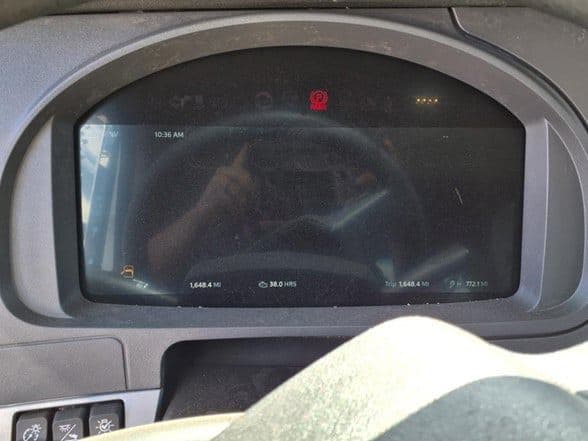 2025 Kenworth T880 image 15