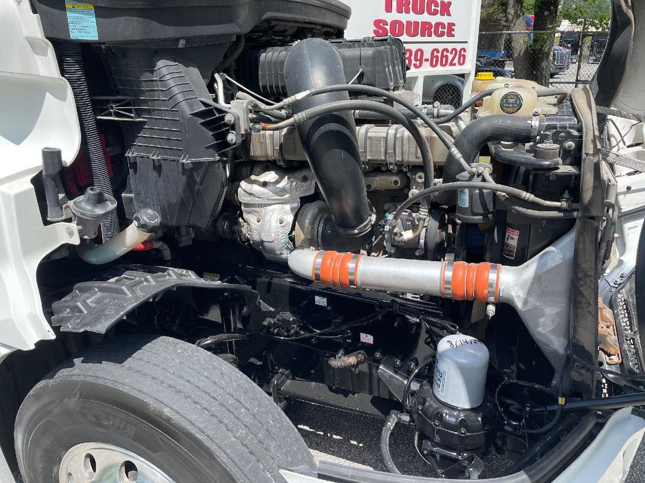 2019 Freightliner Cascadia 126 image 30