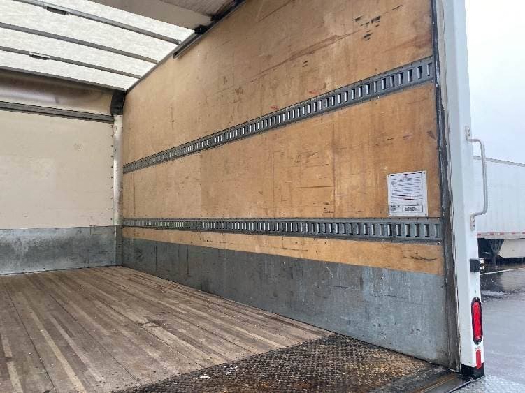 2022 International MV607 Box Truck - 240HP, 6 Speed Automatic, Roll up Door image 12