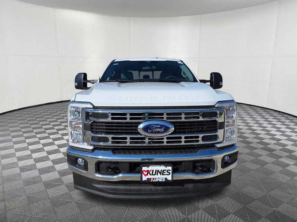2026 Ford F-350SD XL Service Utility Body image 2