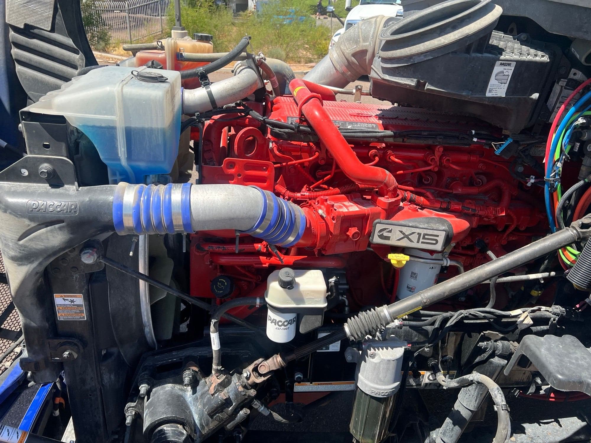 2022 Peterbilt 579 image 11