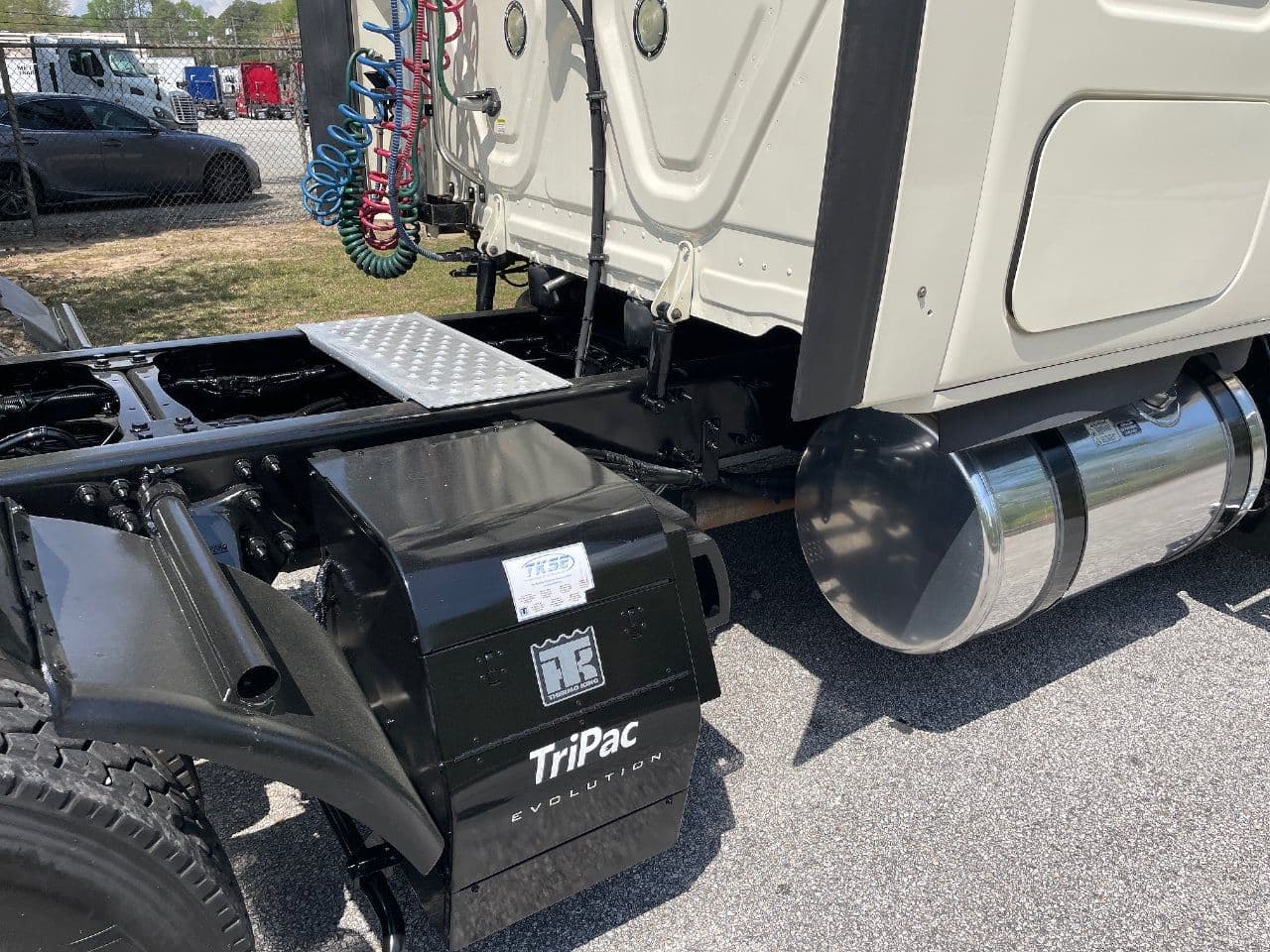 2020 Freightliner Cascadia image 14