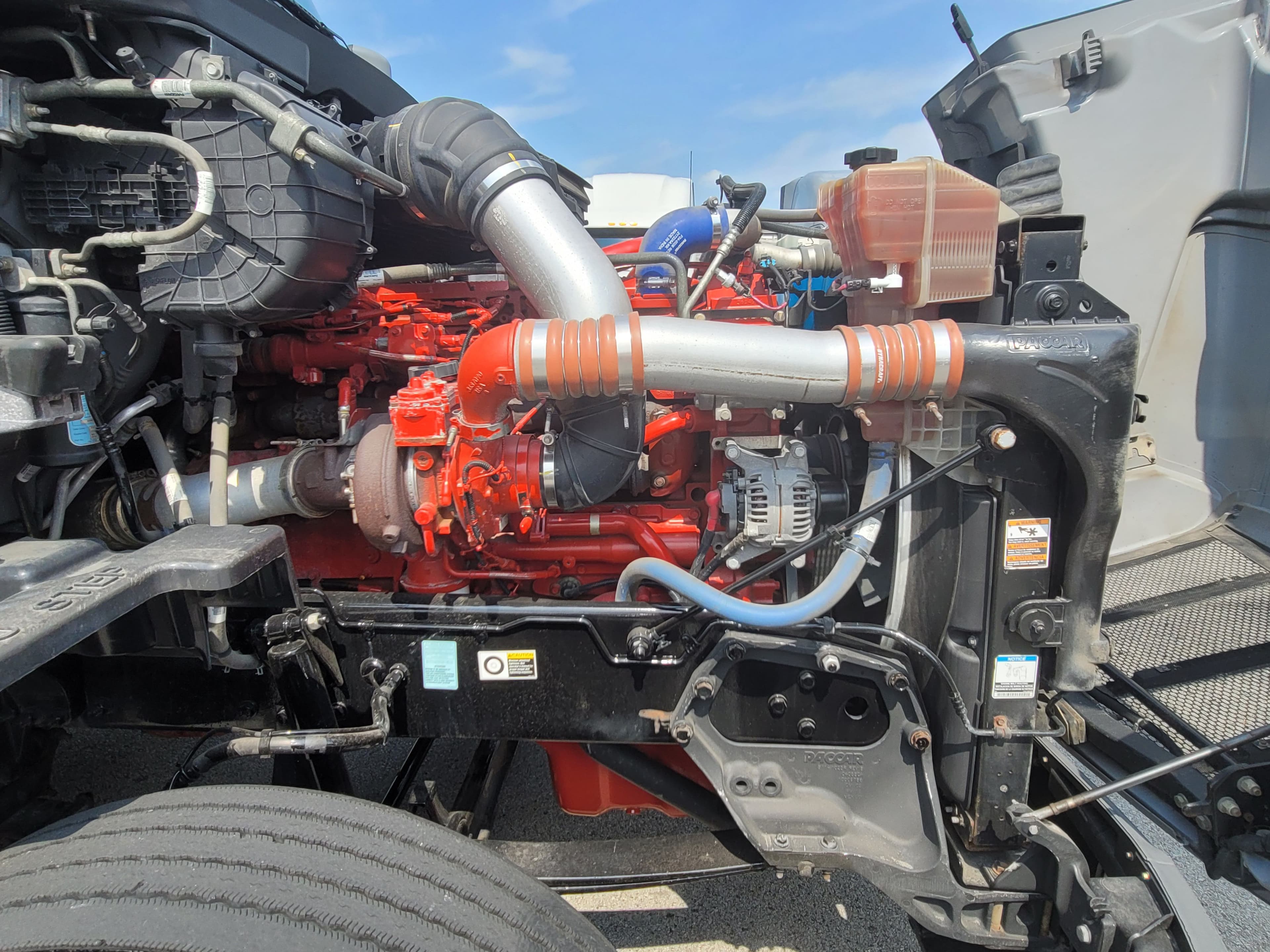 2021 Peterbilt 579 image 7