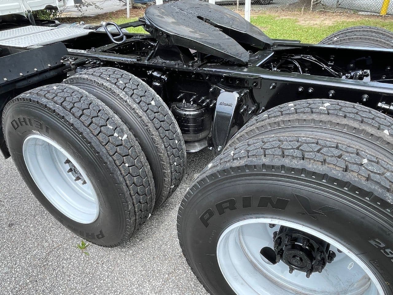 2019 Freightliner Cascadia 125 image 11