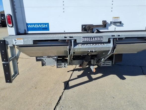 2024 Isuzu NPR HD image 8