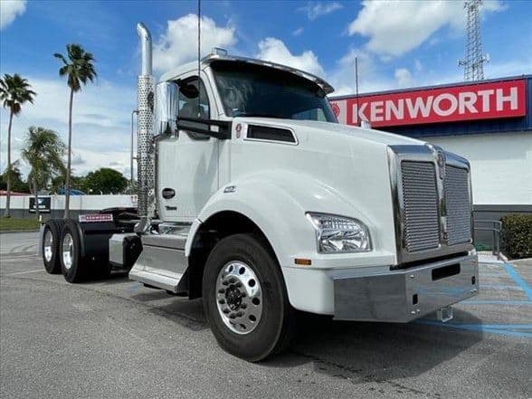 2025 Kenworth T880 image 6