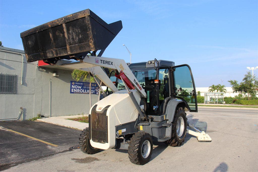 2016 Terex TLN830 image 35