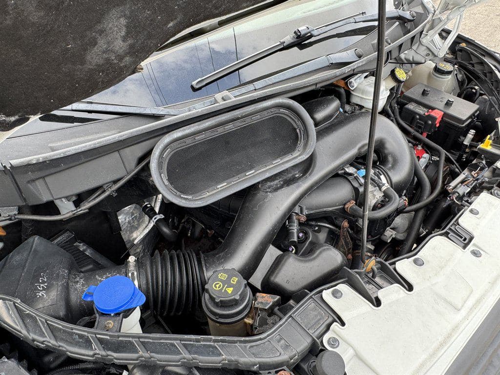 2017 Ford Transit Cargo image 33