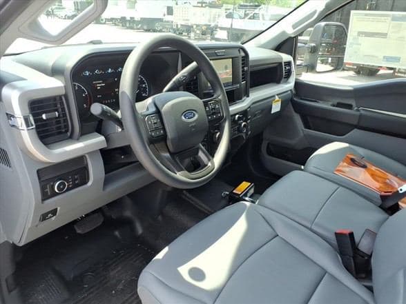 2026 Ford F350 SD XL image 10