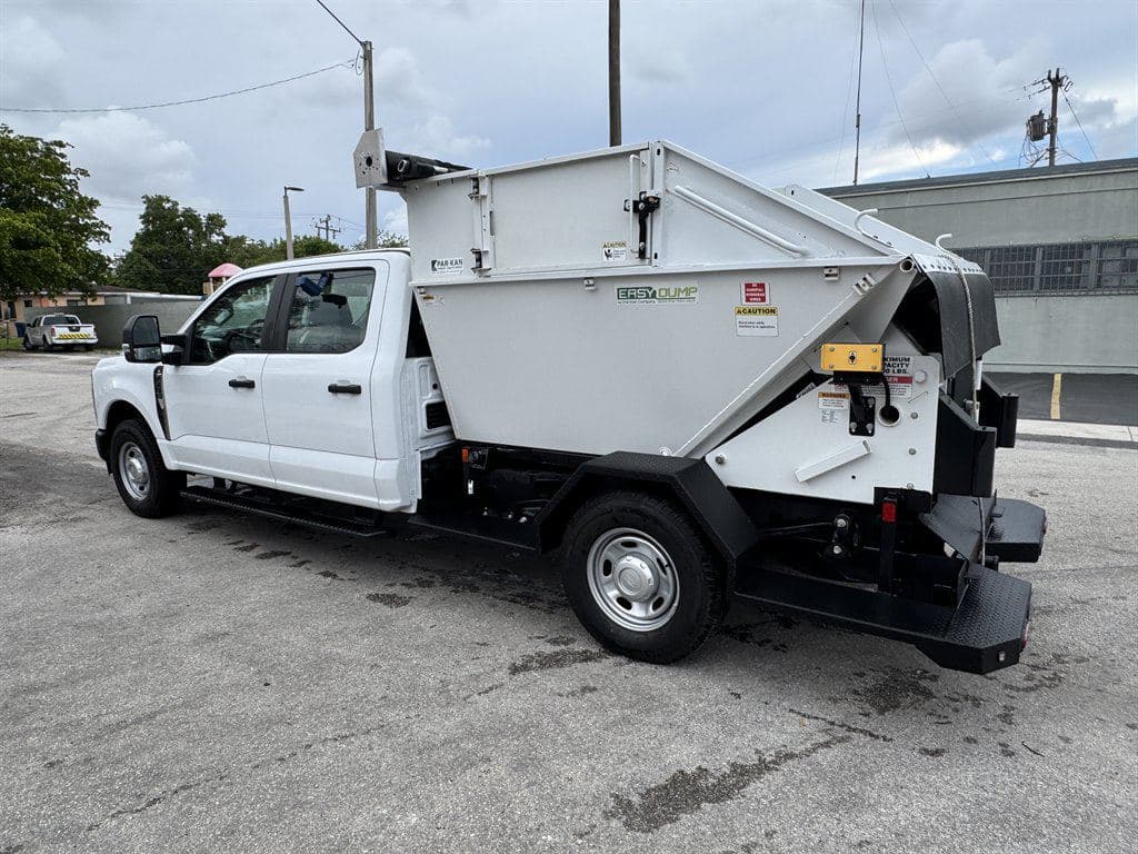 2023 Ford F250sd image 10