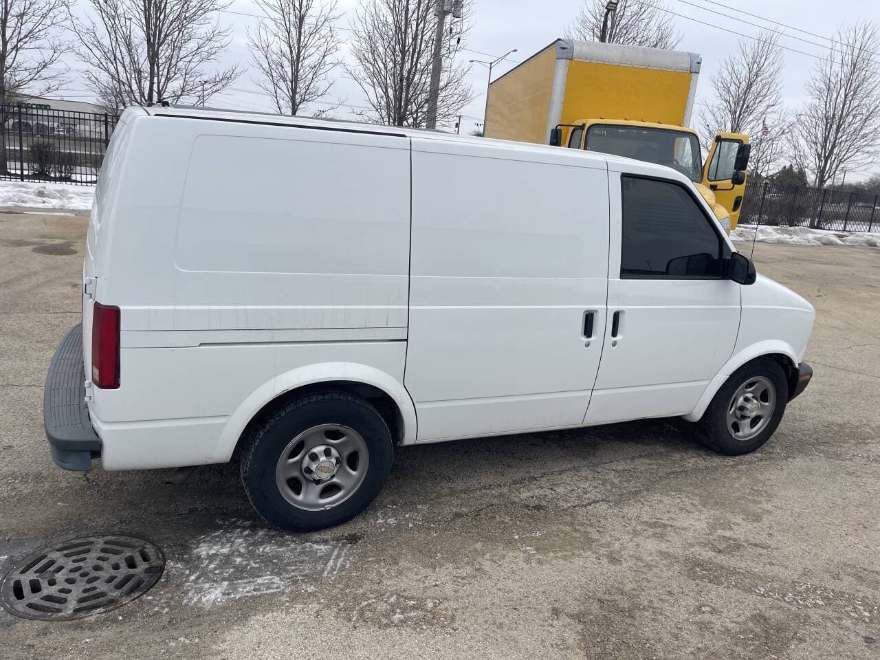 2005 Chevrolet 1500 image 3