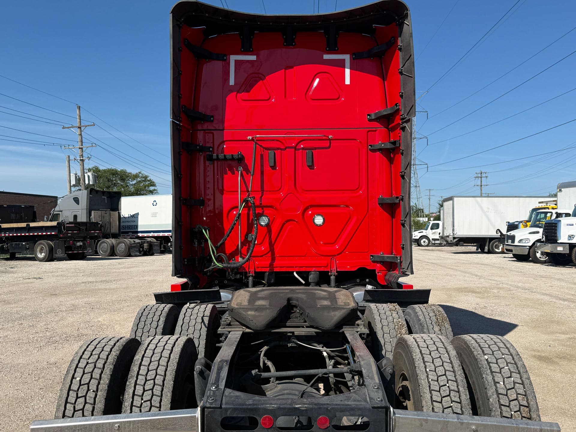 2025 Freightliner - 250k - 475HP - 2.85 axel image 8