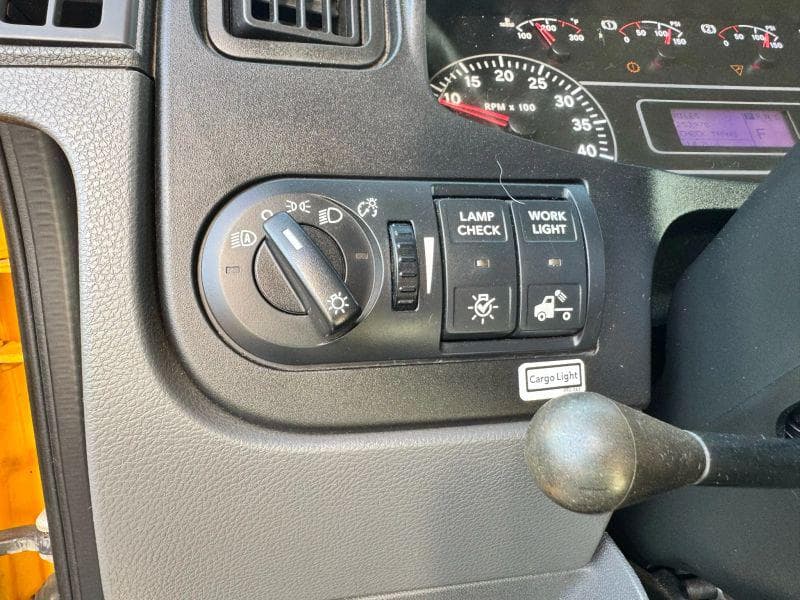 2020 International MV607 image 33