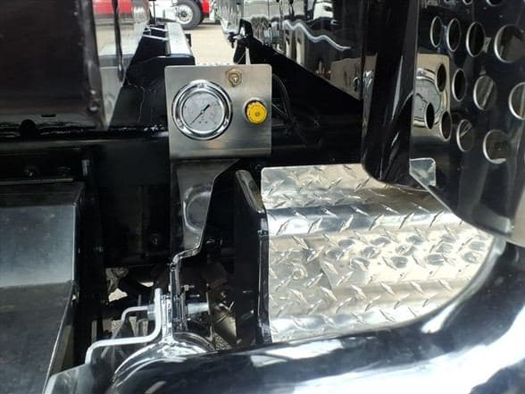 2026 Kenworth T880 image 5