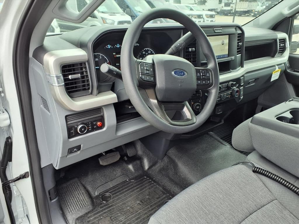 2026 Ford F550 SD XL image 18