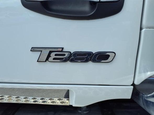 2025 Kenworth T880 image 30