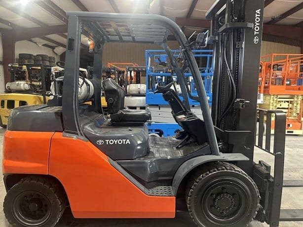 2014 TOYOTA 8FG35U image 9