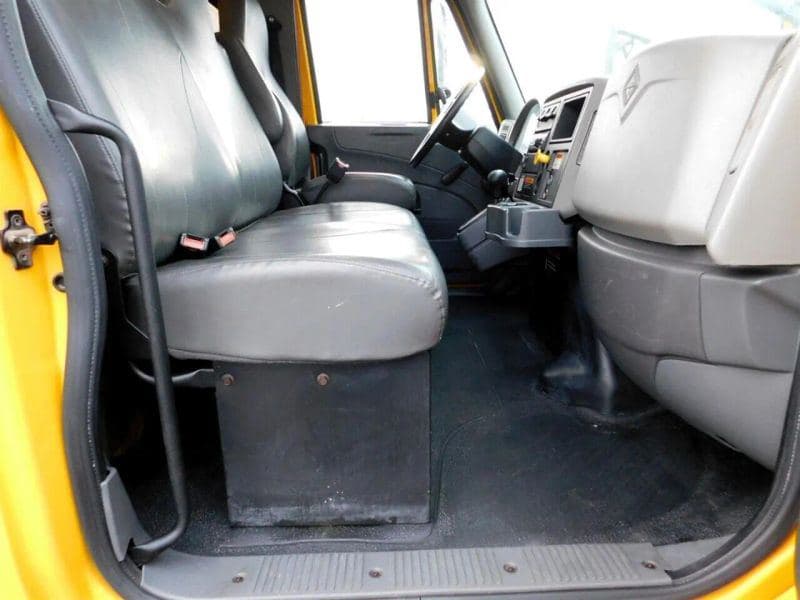 2019 International 4300 image 25