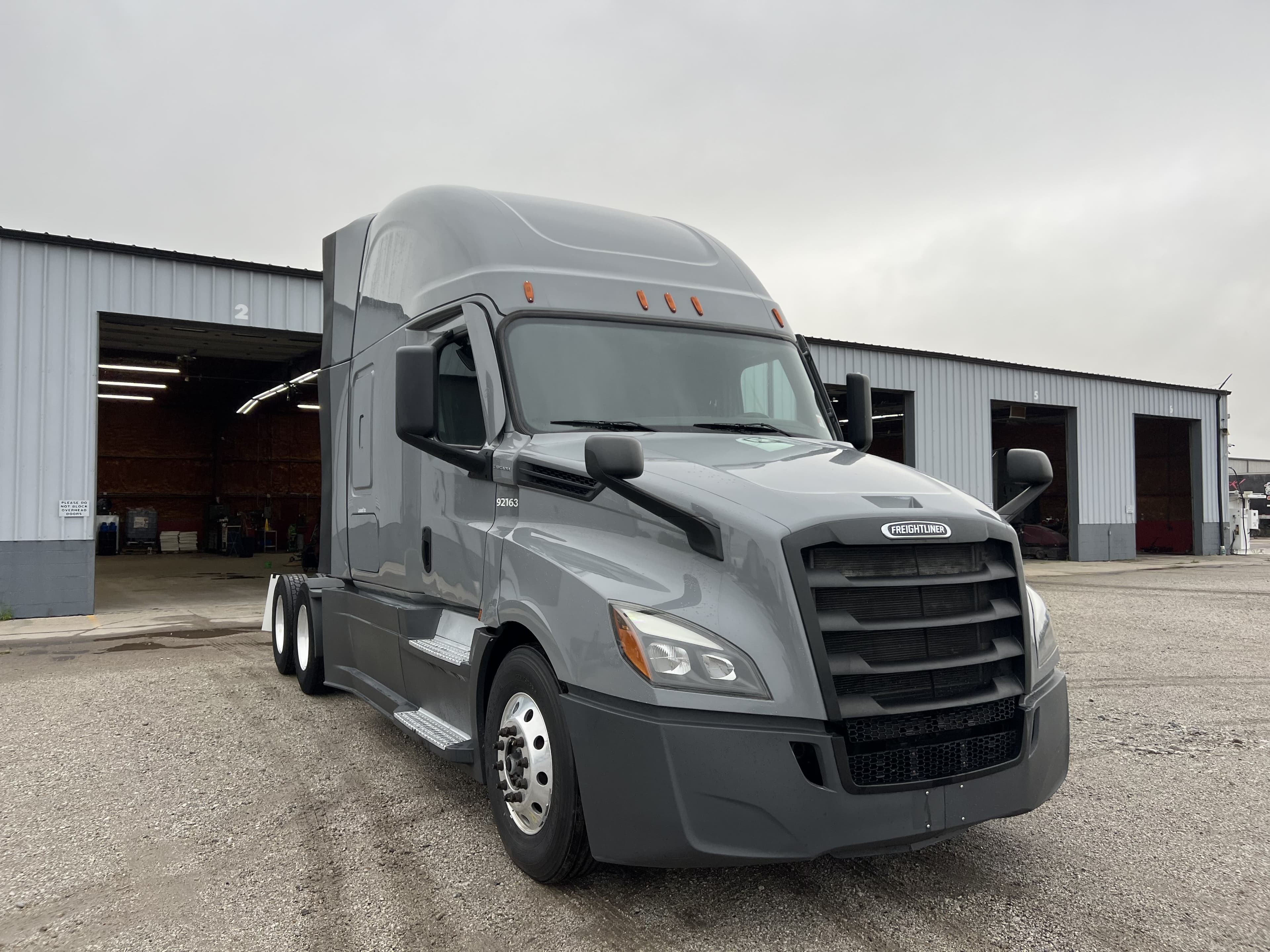 2022 Freightliner Cascadia 126 image 5