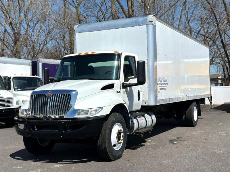 2020 International MV607 image 1