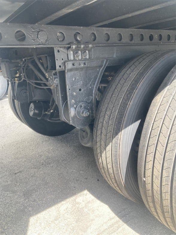 2025 Stoughton 53 ft T/A image 8