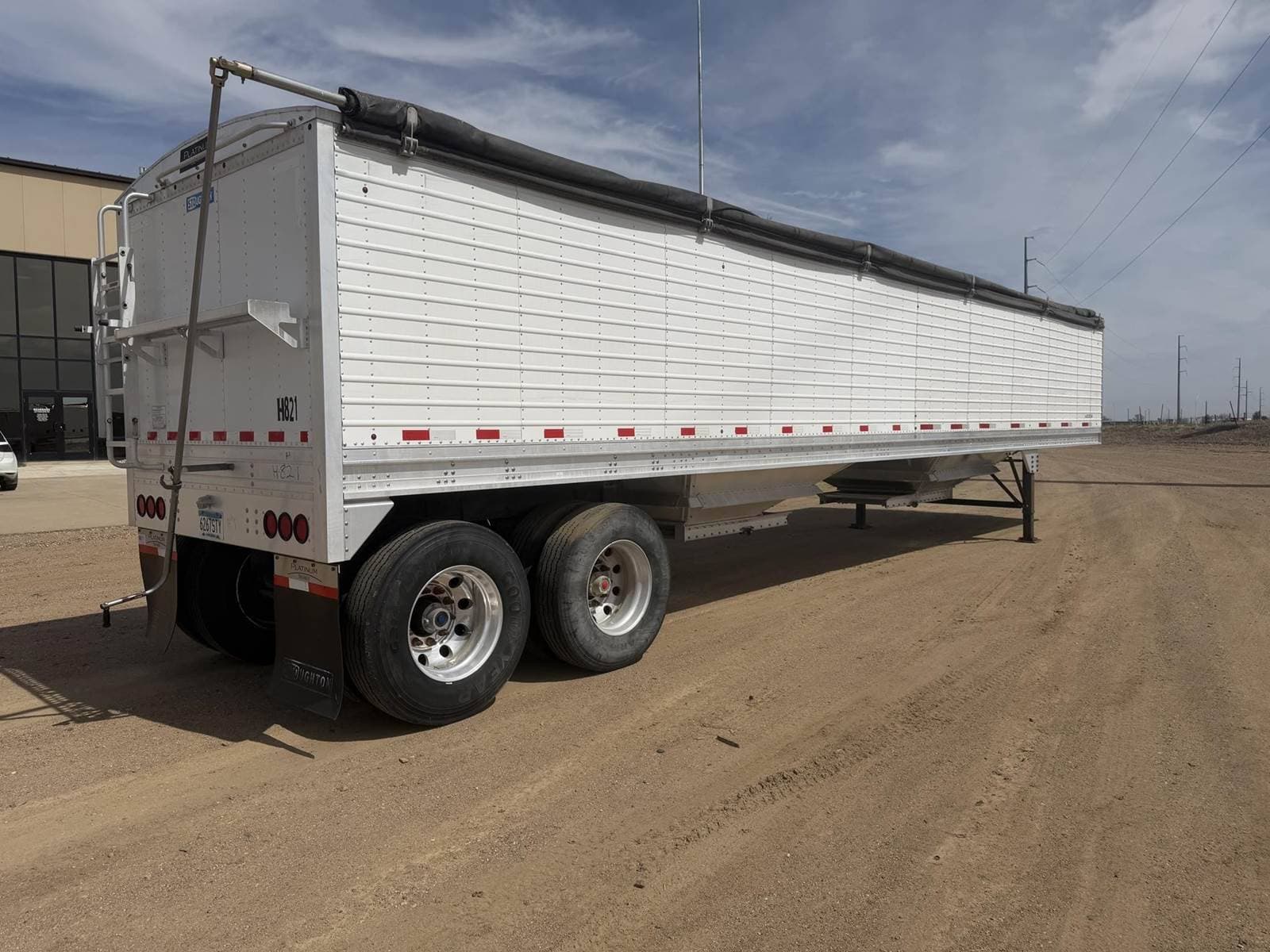 2015 Stoughton GRAIN HOPPER image 8