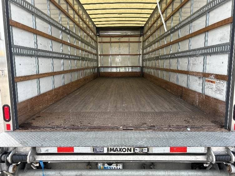 2022 International MV607 Box Truck - 220HP, 6 Speed Automatic, Roll up Door image 10