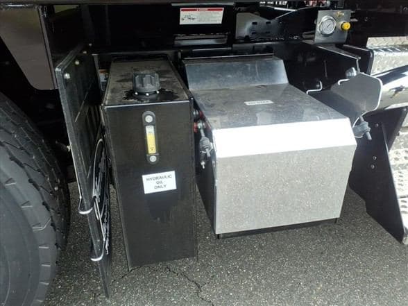 2026 Kenworth T880 image 4