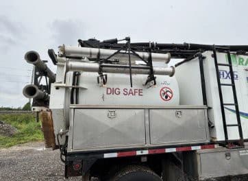 2014 Freightliner 108sd image 8