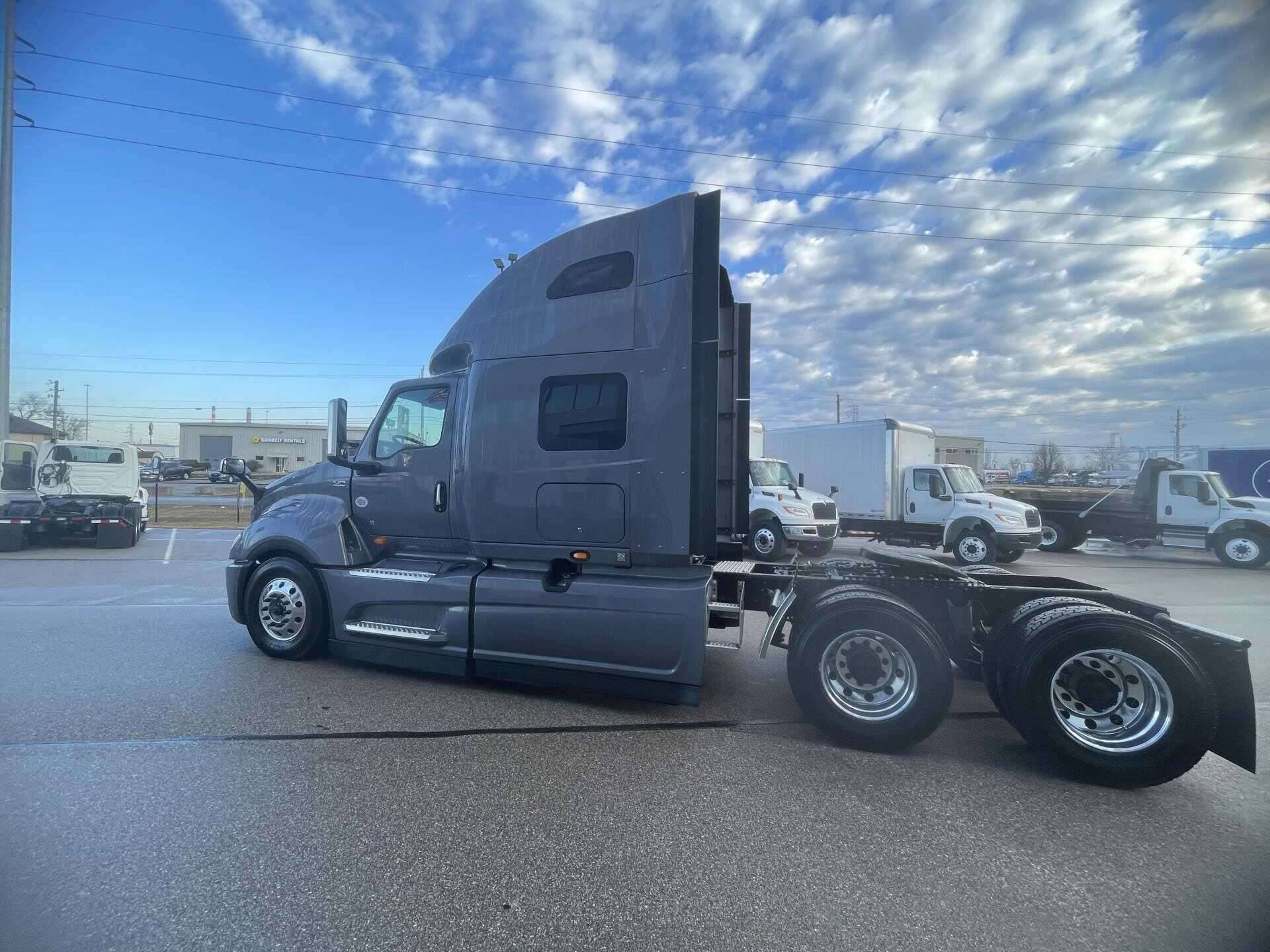 2026 International LT62F image 3