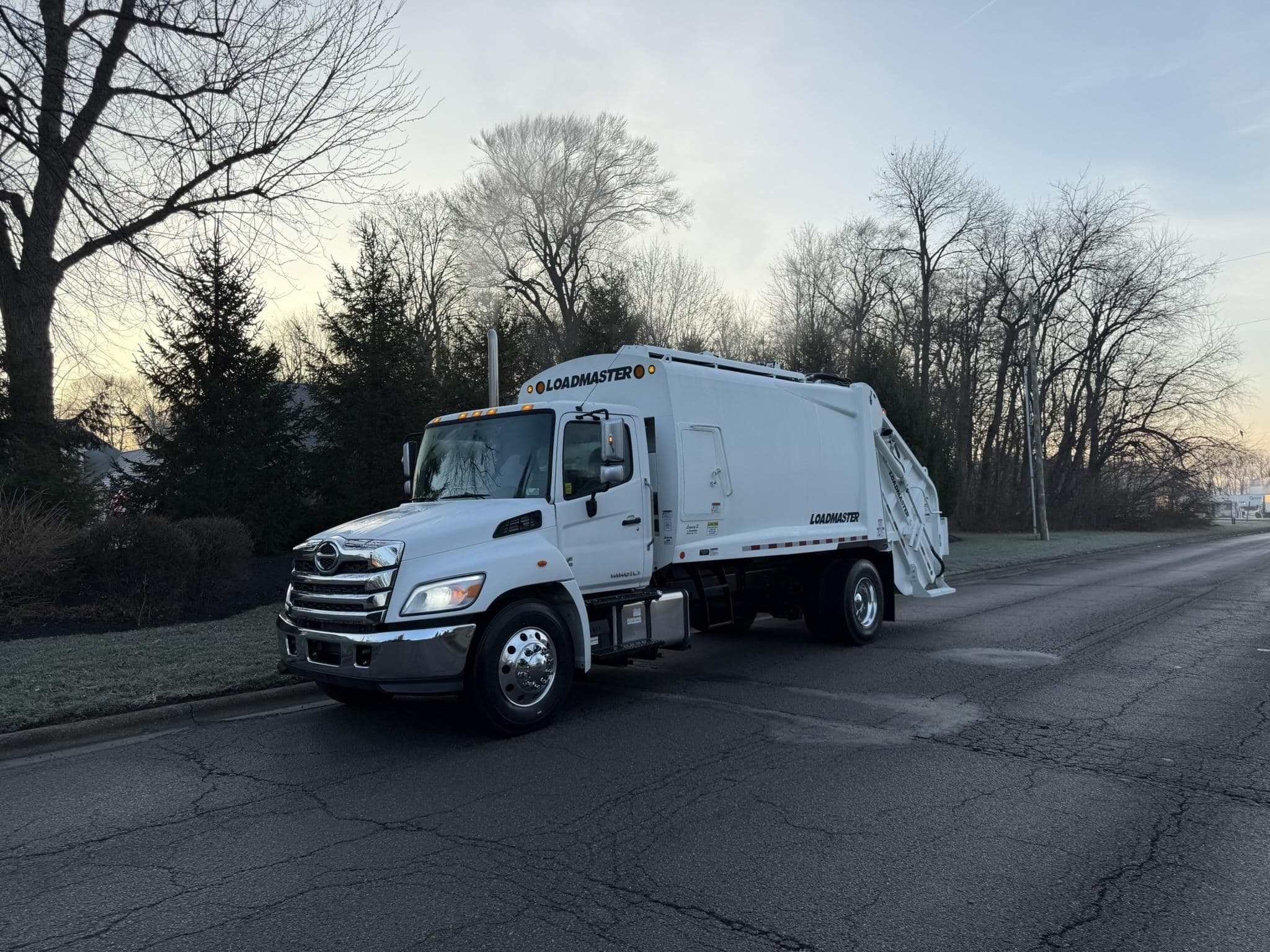 2025 HINO L7 118507 image 2