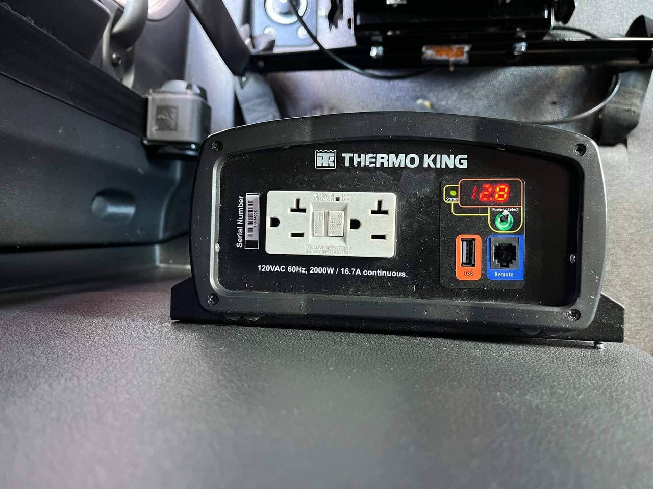 2020 Freightliner Cascadia 126 image 19