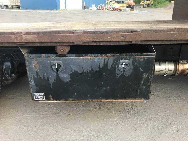 2021 Freightliner M2 image 11