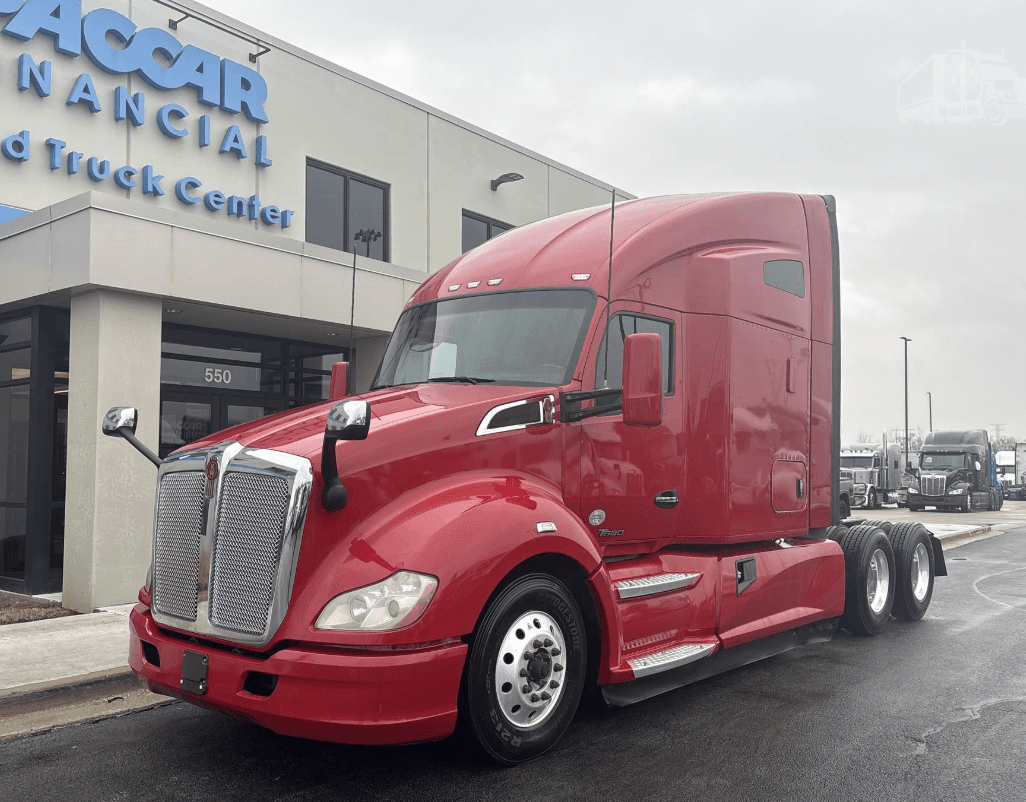 2020 Kenworth T680 image 1