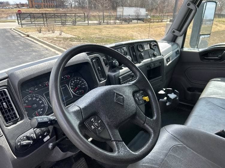 2022 International MV607 Box Truck - 220HP, 6 Speed Automatic, Roll up Door image 17