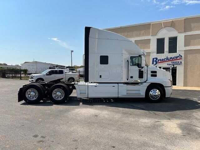 New 2024 MACK ANTHEM Conventional - Sleeper Truck image 3