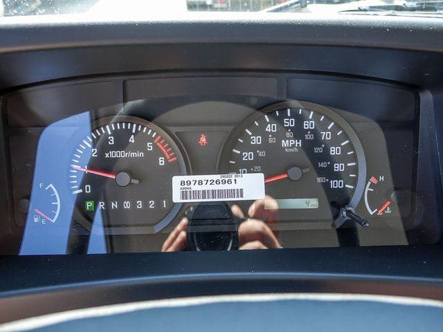 2025 Chevrolet 5500 XG LCF Gas Work Truck 20'x102"x91" Box Truck image 11