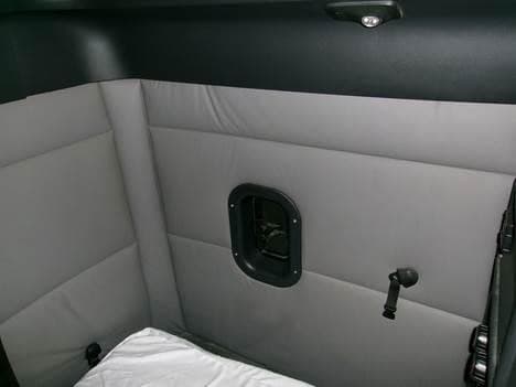 2020 Freightliner Cascadia image 9