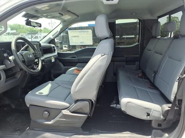 2026 Ford F350 SD XL image 15