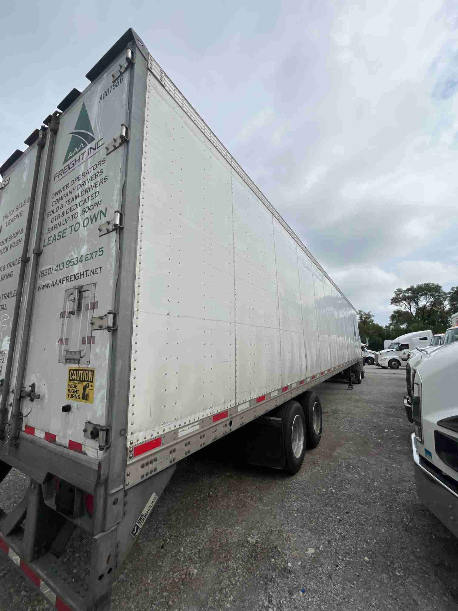 2018 Vanguard 53` Dry Van image 5