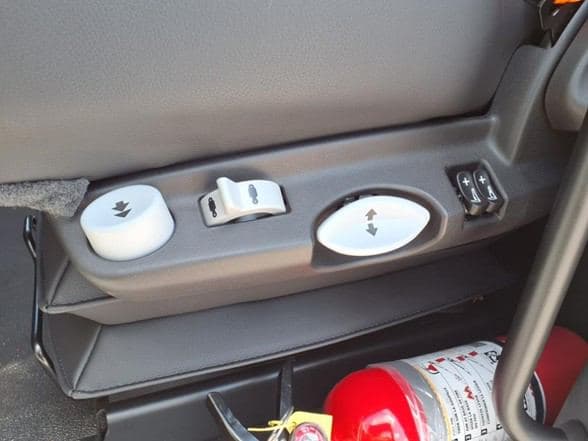 2025 Kenworth T880 image 13